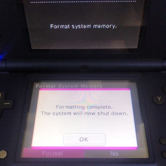 Nintendo DSi Navy Blue Tested with Super Mario 64 DS Game & 1 Stylus - Picture 11 of 12